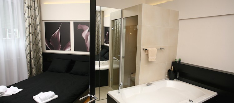 Apartment Mirror Center in Belgrade